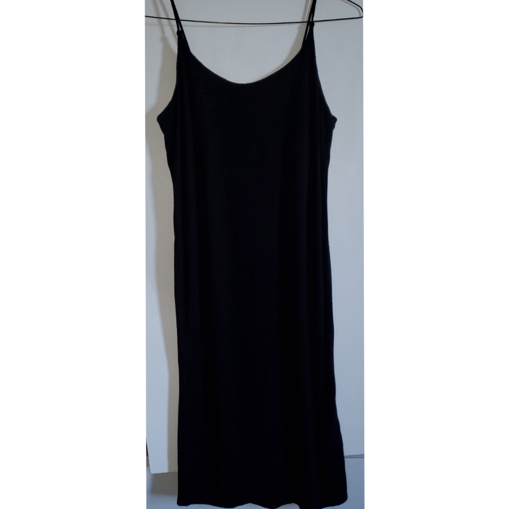H&M DRESS - Picture 3 of 9
